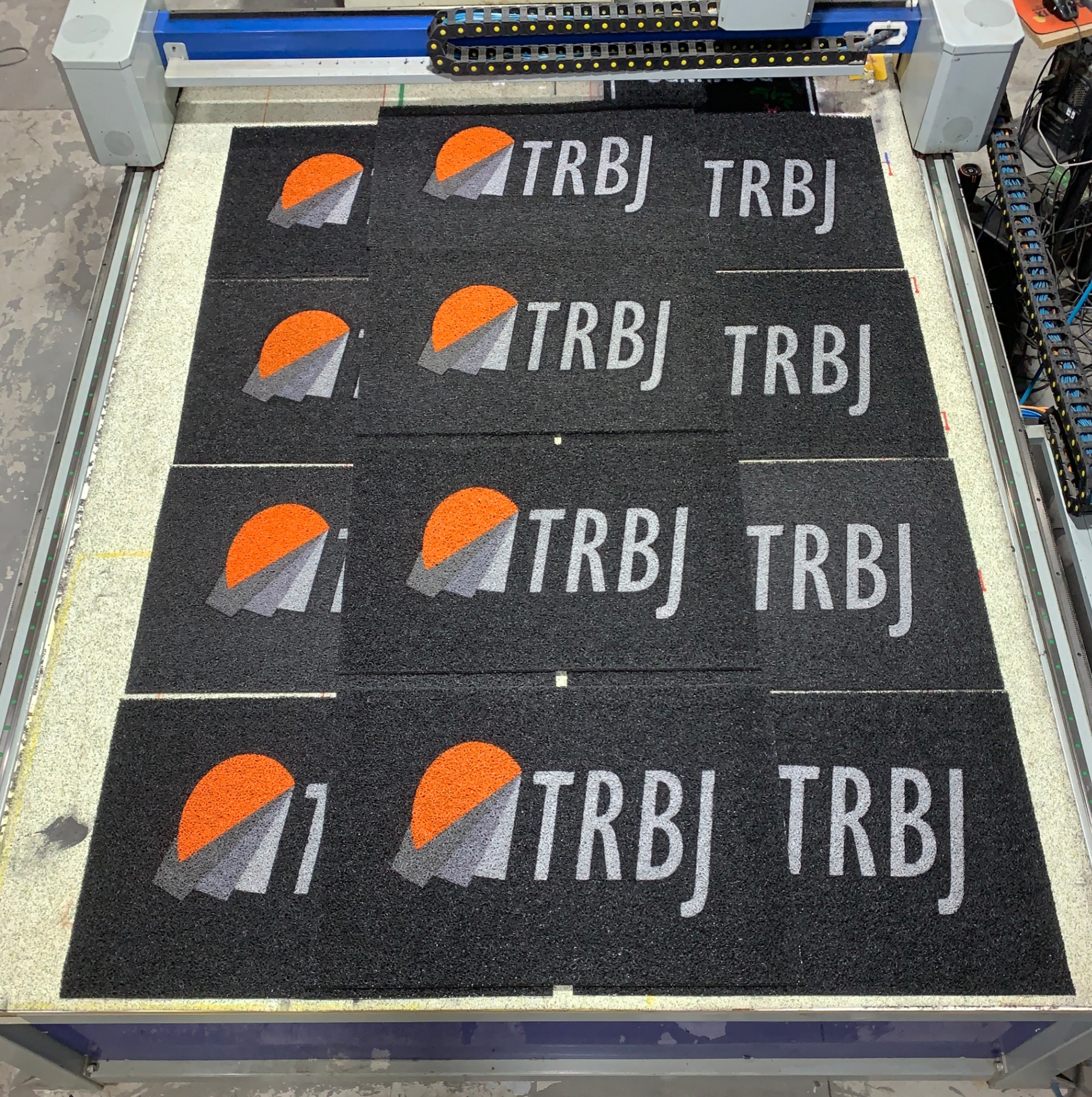TRBJ — Kit de capachos corporativos